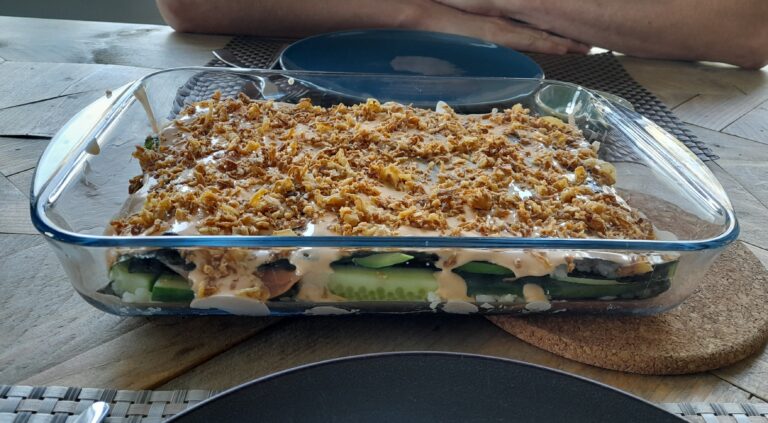 Recept voor sushi lasagne met bloemkoolrijst