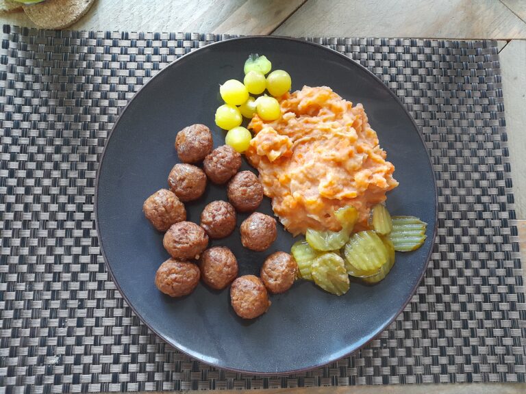 Koop- en kooktips: Hutspot met zoete aardappelpuree